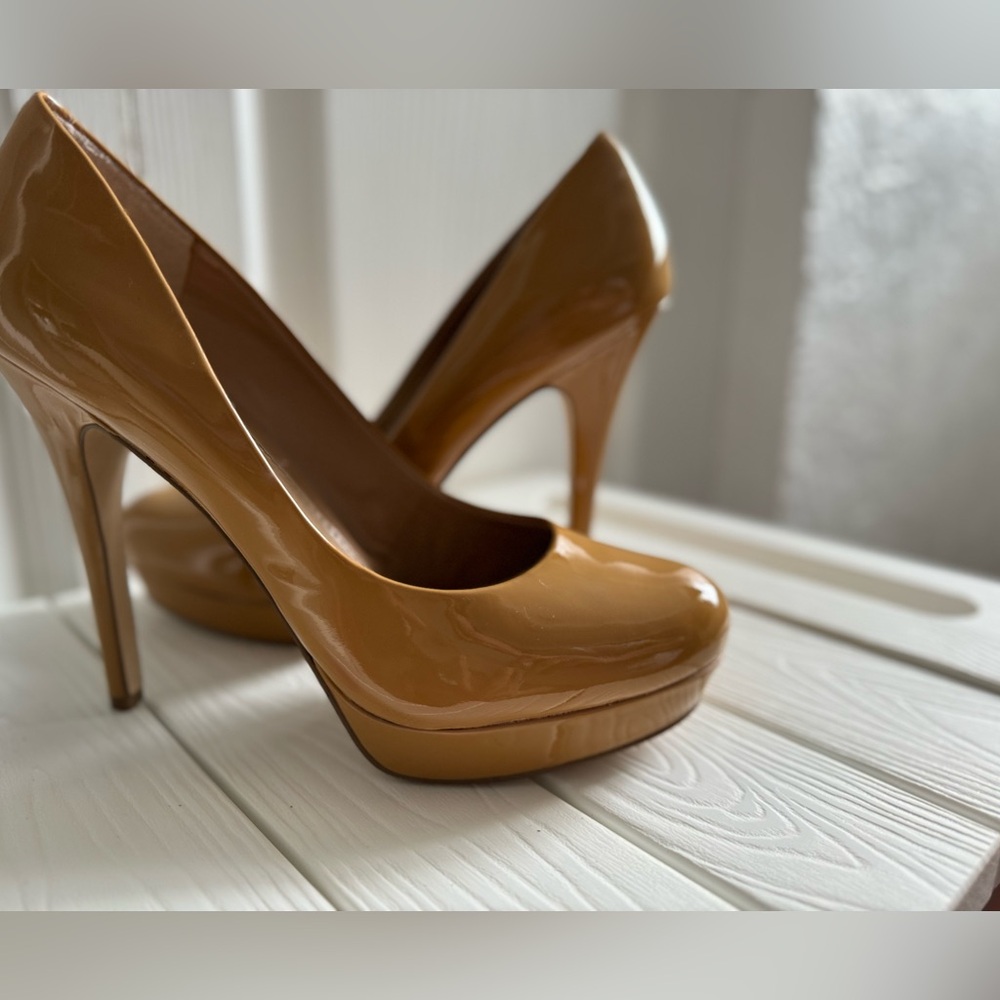 Arturo Chiang Stiletto High Heels Platform Pumps Beige size 7.5